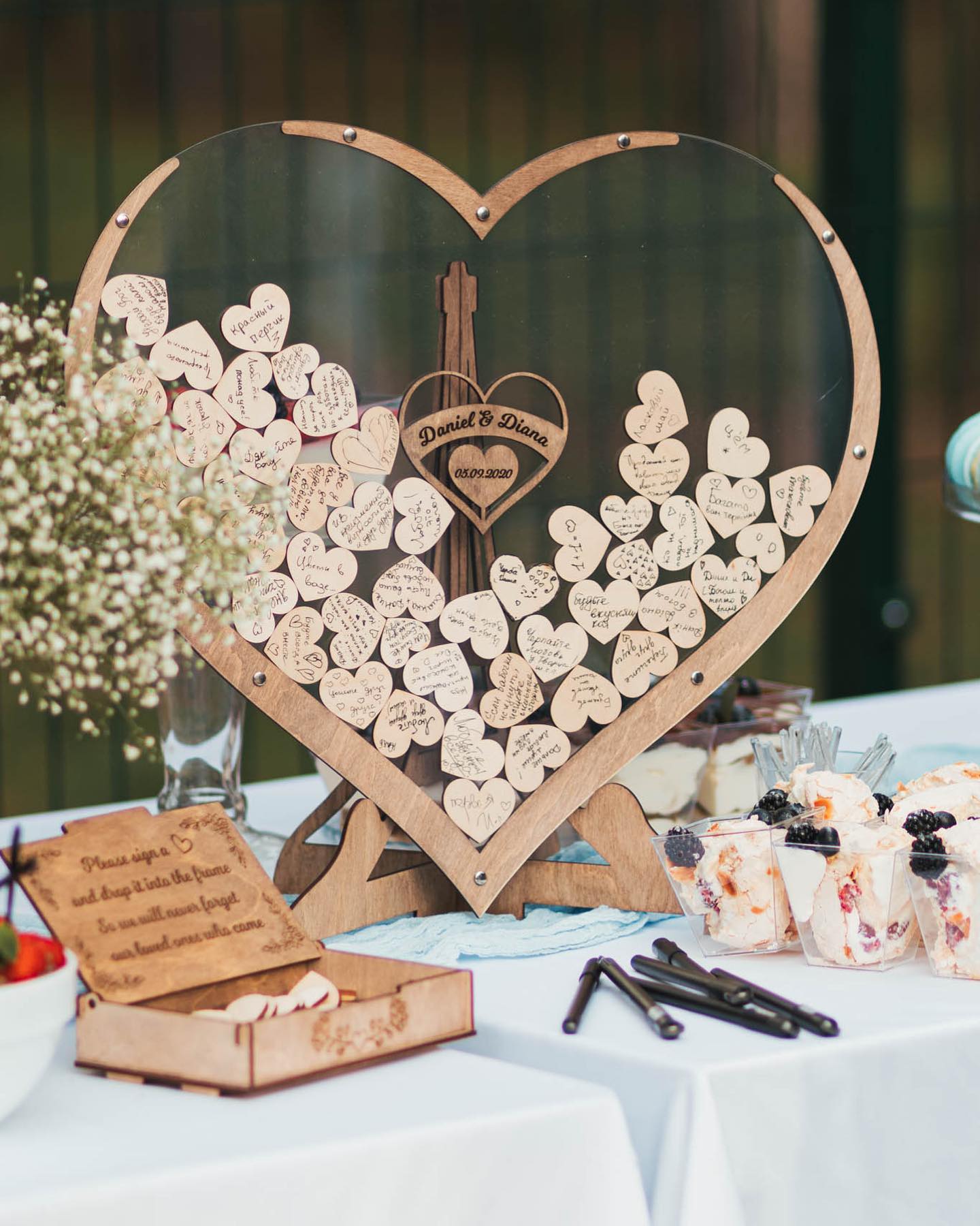 Heartistry™ - Een gastenboek dat uw liefde voor altijd vastlegt!
